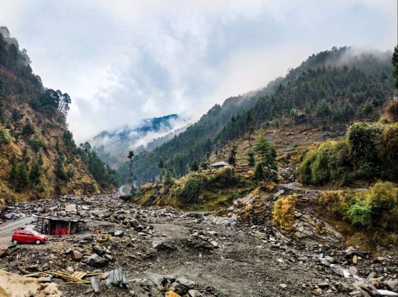 Prashar Lake Trek: A Weekend Getaway